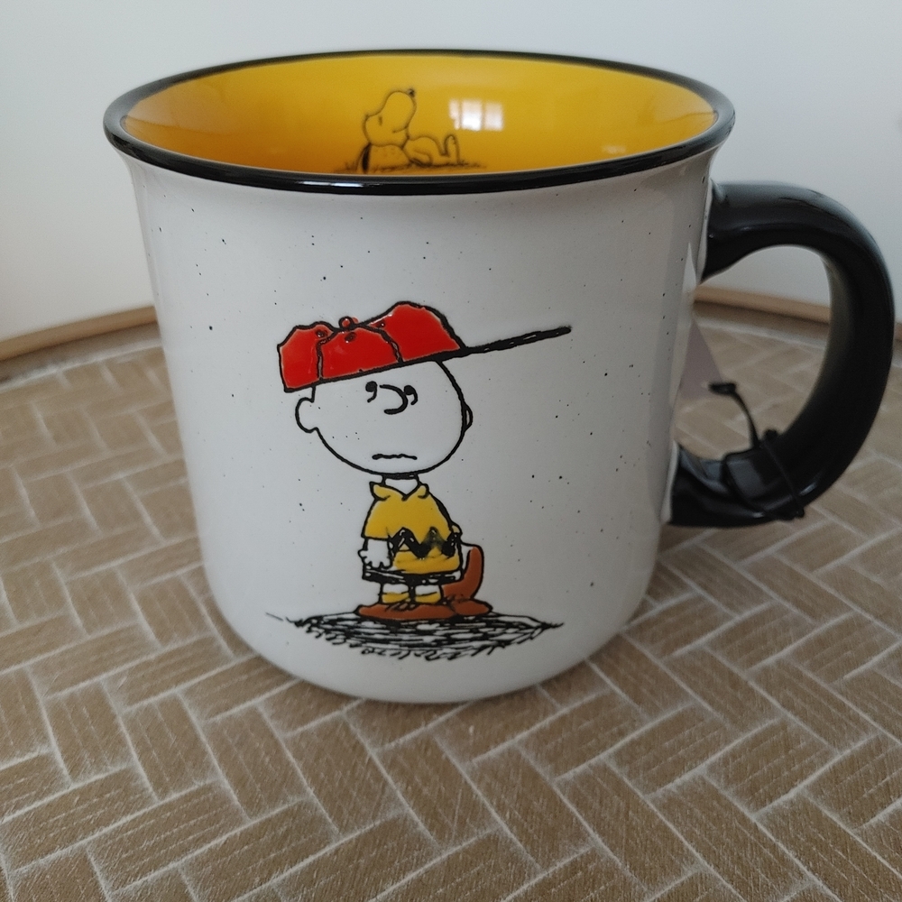 NWT Charlie Brown Snoopy Ceramic 21oz Large Mug Peanuts 75 Year Anniversary